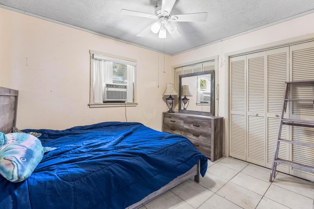 5180 Royal Palm Beach Boulevard, The Acreage, FL 33411