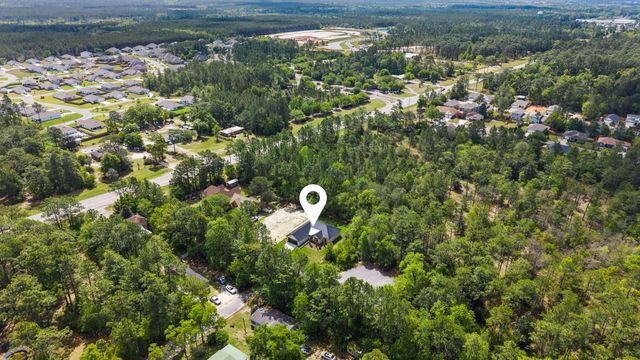 57 Village Court, Freeport, FL 32439