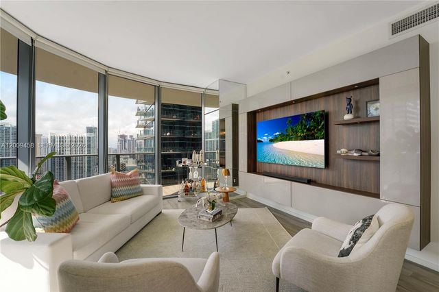 801 S Miami Ave 3109, Miami, FL 33130