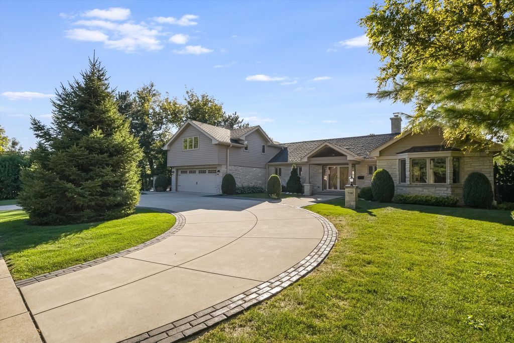 710 N Prospect Avenue, Park Ridge, IL 60068 — photo 3