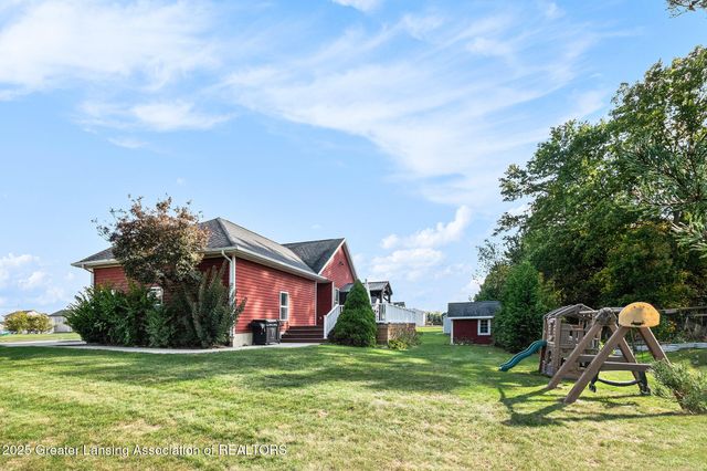 2403 W Gallant Fox Way, St. Johns, MI 48879