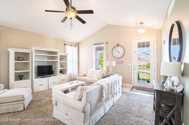 2403 W Gallant Fox Way, St. Johns, MI 48879