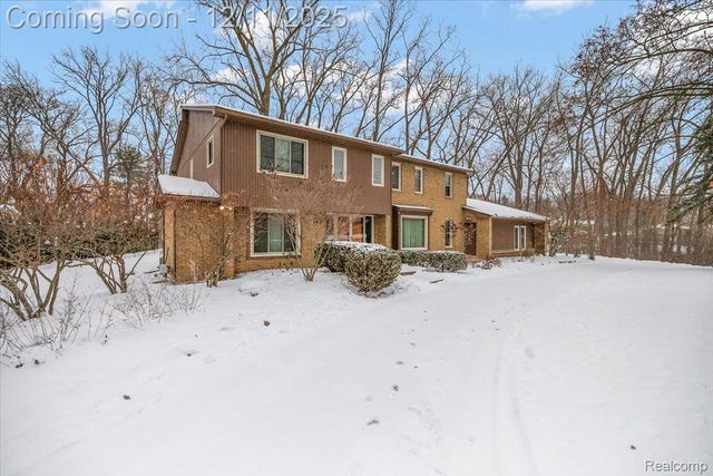 4539 Middleton Court, West Bloomfield Charter Township, MI 48323