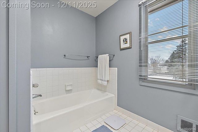 4539 Middleton Court, West Bloomfield Charter Township, MI 48323