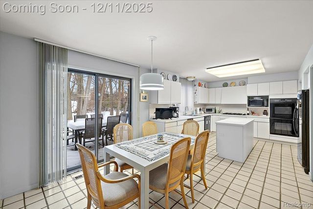 4539 Middleton Court, West Bloomfield Charter Township, MI 48323