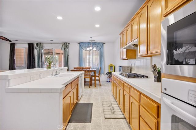 5303 Tangerine Dream, Bakersfield, CA 93311
