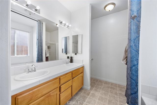 5303 Tangerine Dream, Bakersfield, CA 93311