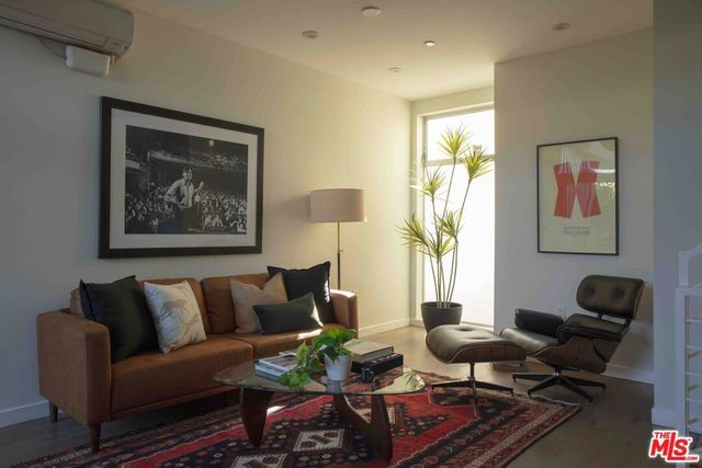 944 N Stanley Avenue 1, West Hollywood, CA 90046