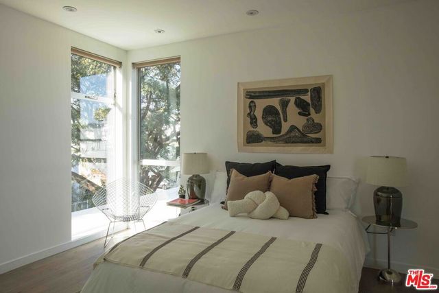 944 N Stanley Avenue 1, West Hollywood, CA 90046