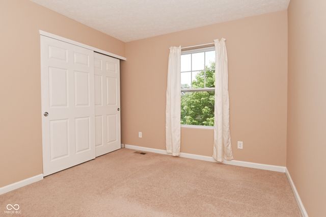4725 Ladywood Cliffs Court, Indianapolis, IN 46226