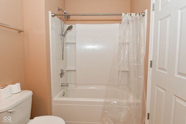 4725 Ladywood Cliffs Court, Indianapolis, IN 46226