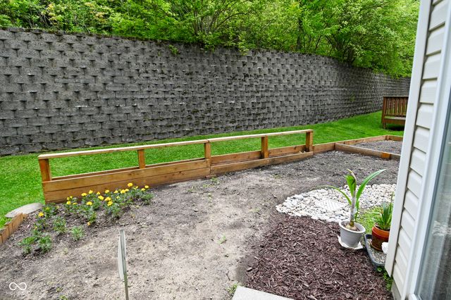 4725 Ladywood Cliffs Court, Indianapolis, IN 46226