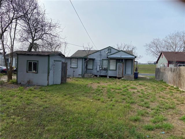 2218 Prescott St, Corpus Christi, TX 78404