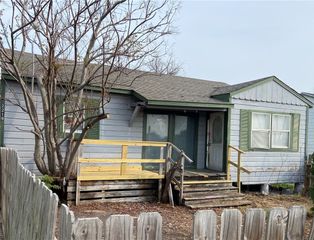 2218 Prescott St, Corpus Christi, TX 78404