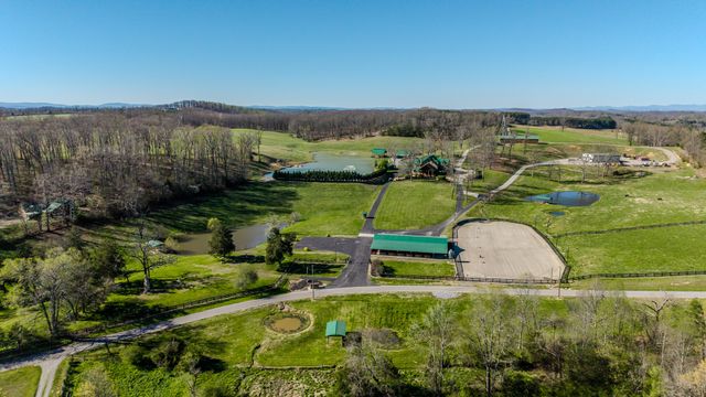 6720 Erie Rd, Sweetwater, TN 37874