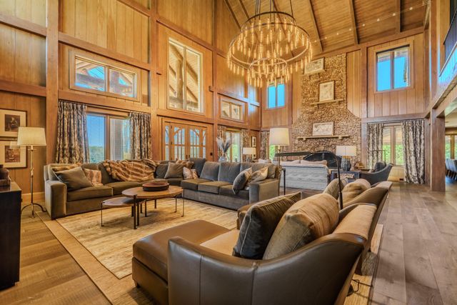 6720 Erie Rd, Sweetwater, TN 37874