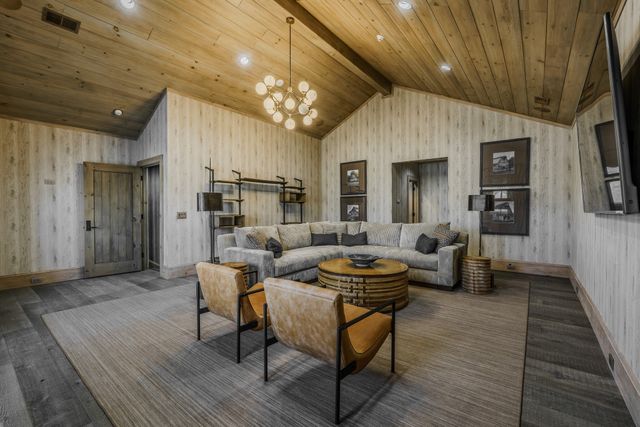 6720 Erie Rd, Sweetwater, TN 37874