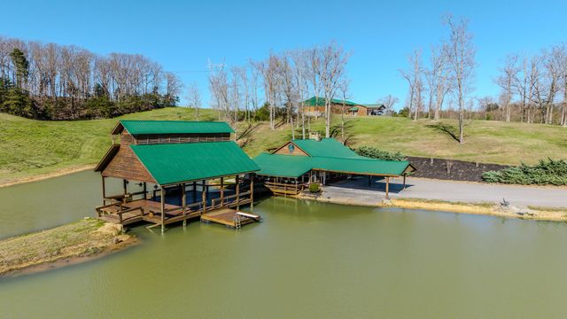 6720 Erie Rd, Sweetwater, TN 37874