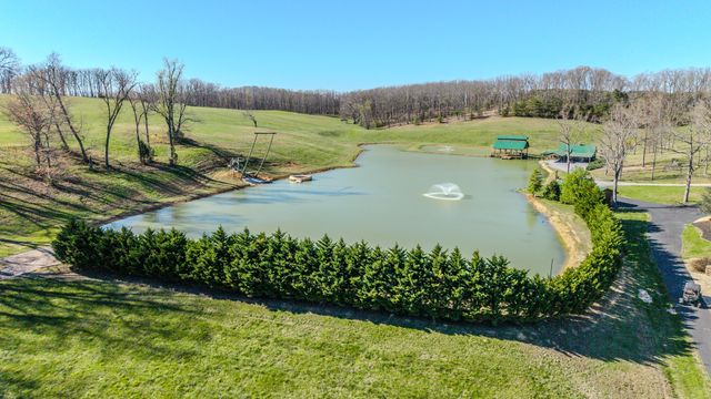 6720 Erie Rd, Sweetwater, TN 37874