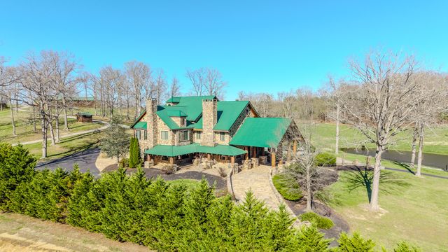 6720 Erie Rd, Sweetwater, TN 37874