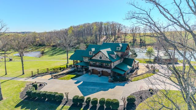 6720 Erie Rd, Sweetwater, TN 37874