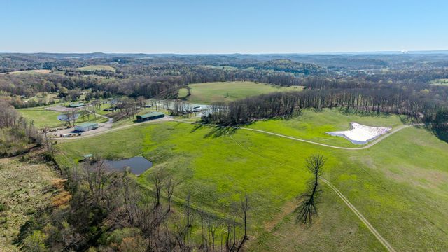 6720 Erie Rd, Sweetwater, TN 37874