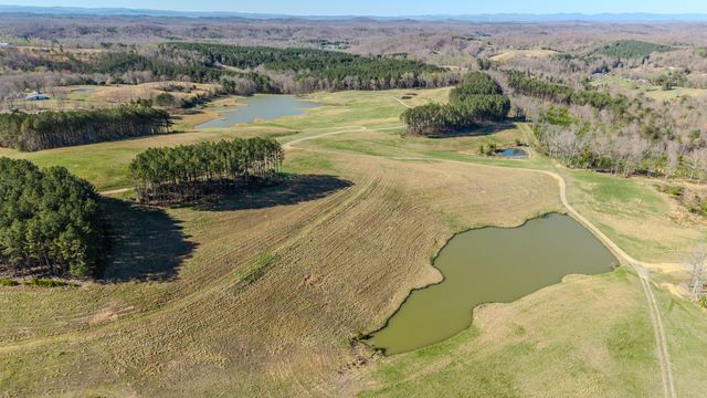 6720 Erie Rd, Sweetwater, TN 37874