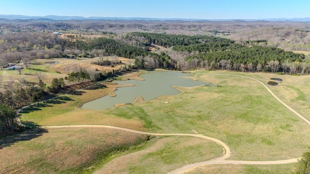 6720 Erie Rd, Sweetwater, TN 37874