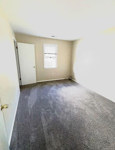 42 Krier Lane, Kiamesha Lake, NY 12751