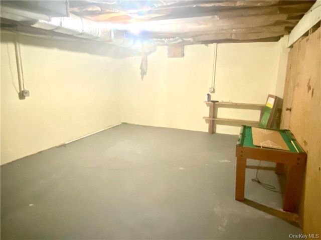 42 Krier Lane, Kiamesha Lake, NY 12751