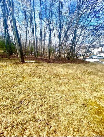 42 Krier Lane, Kiamesha Lake, NY 12751