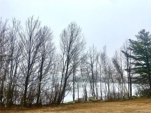 42 Krier Lane, Kiamesha Lake, NY 12751