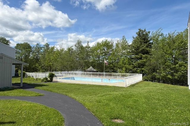 42 Krier Lane, Kiamesha Lake, NY 12751