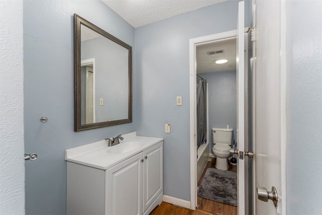 1402 S Carrier Parkway 309, Grand Prairie, TX 75051
