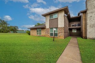 1402 S Carrier Parkway 309, Grand Prairie, TX 75051