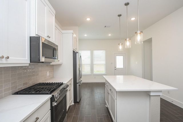 2823 Sunrise Field Lane, Brookshire, TX 77423