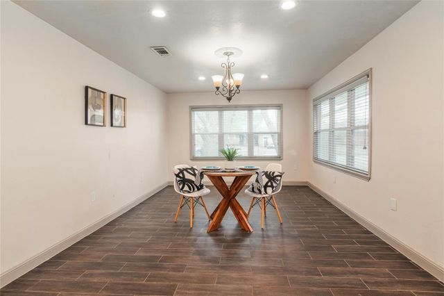 2717 Belmont Street, Dickinson, TX 77539
