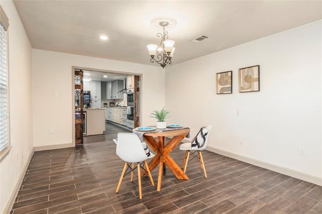 2717 Belmont Street, Dickinson, TX 77539