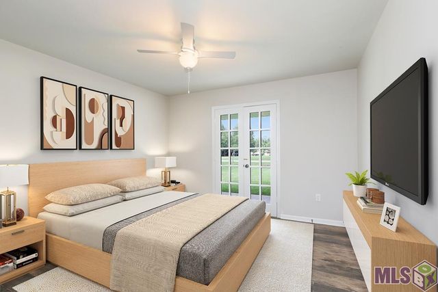 6720 Stoneshire Dr, Greenwell Springs, LA 70818