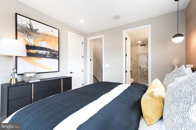 5963 JOSIAH HENSON PKWY, North Bethesda, MD 20852