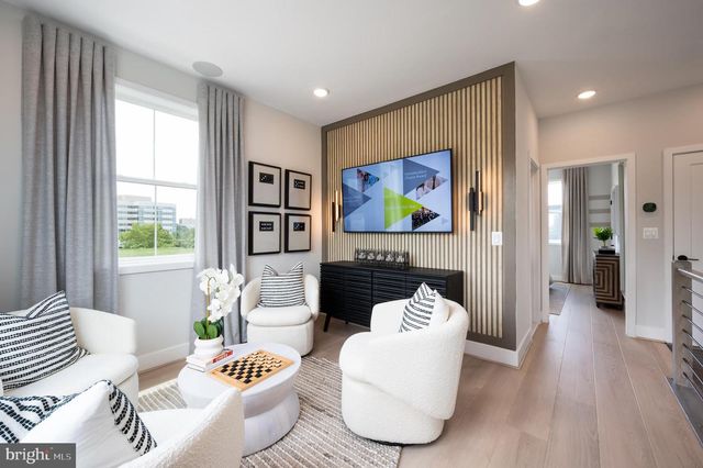 5963 JOSIAH HENSON PKWY, North Bethesda, MD 20852