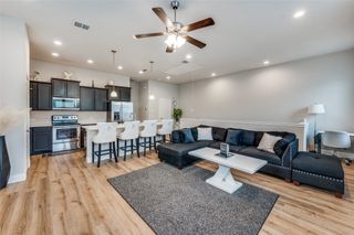 1926 Bel Air Drive, Arlington, TX 76010