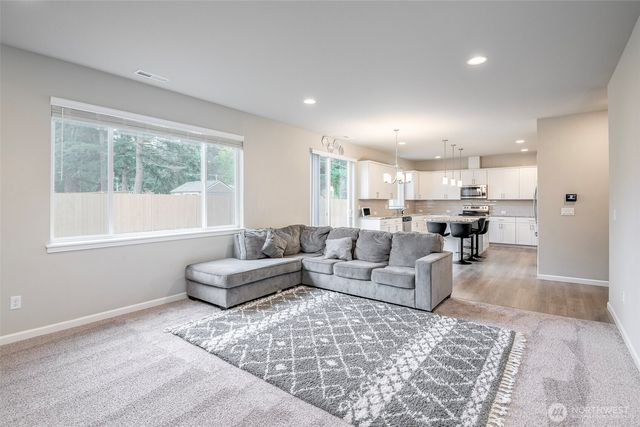 140 191st Street Ct E, Spanaway, WA 98387