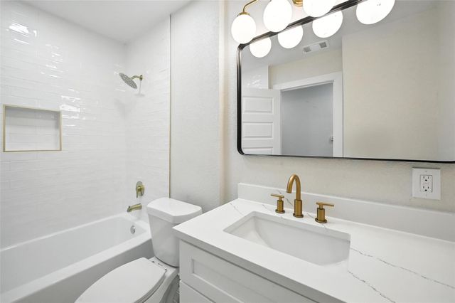 1614 Camero Drive, Carrollton, TX 75006