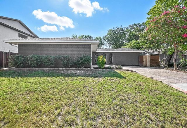 1614 Camero Drive, Carrollton, TX 75006