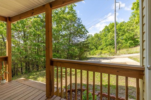 1502 E 5th Street, Fayetteville, AR 72701