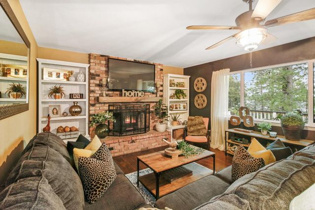 12615 Hilltop Ct, Pine Grove, CA 95665