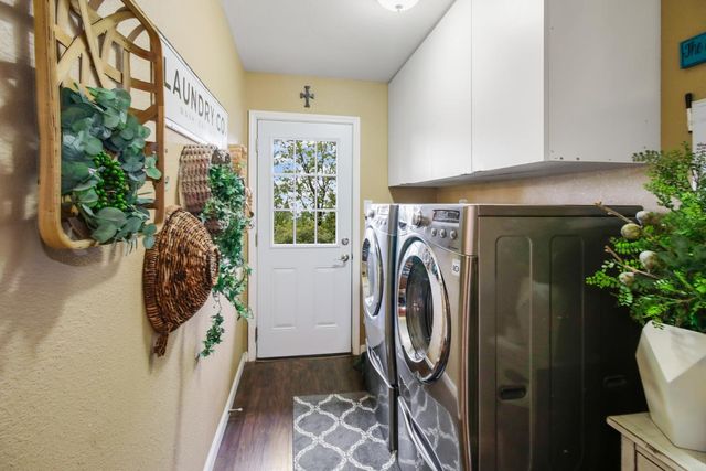 12615 Hilltop Ct, Pine Grove, CA 95665