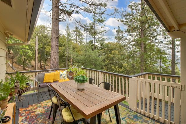 12615 Hilltop Ct, Pine Grove, CA 95665