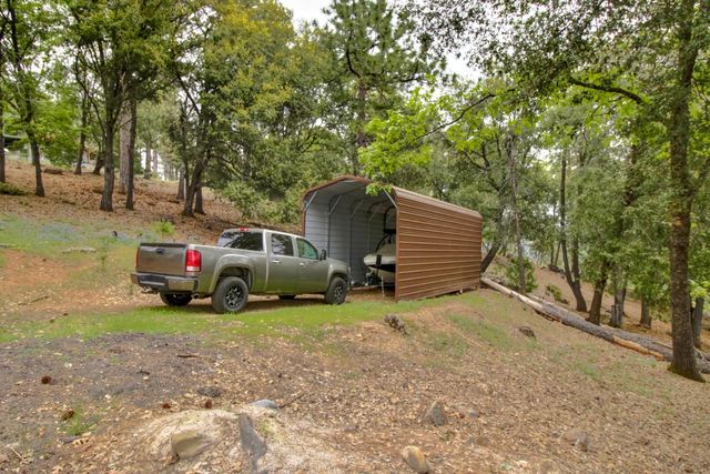 12615 Hilltop Ct, Pine Grove, CA 95665